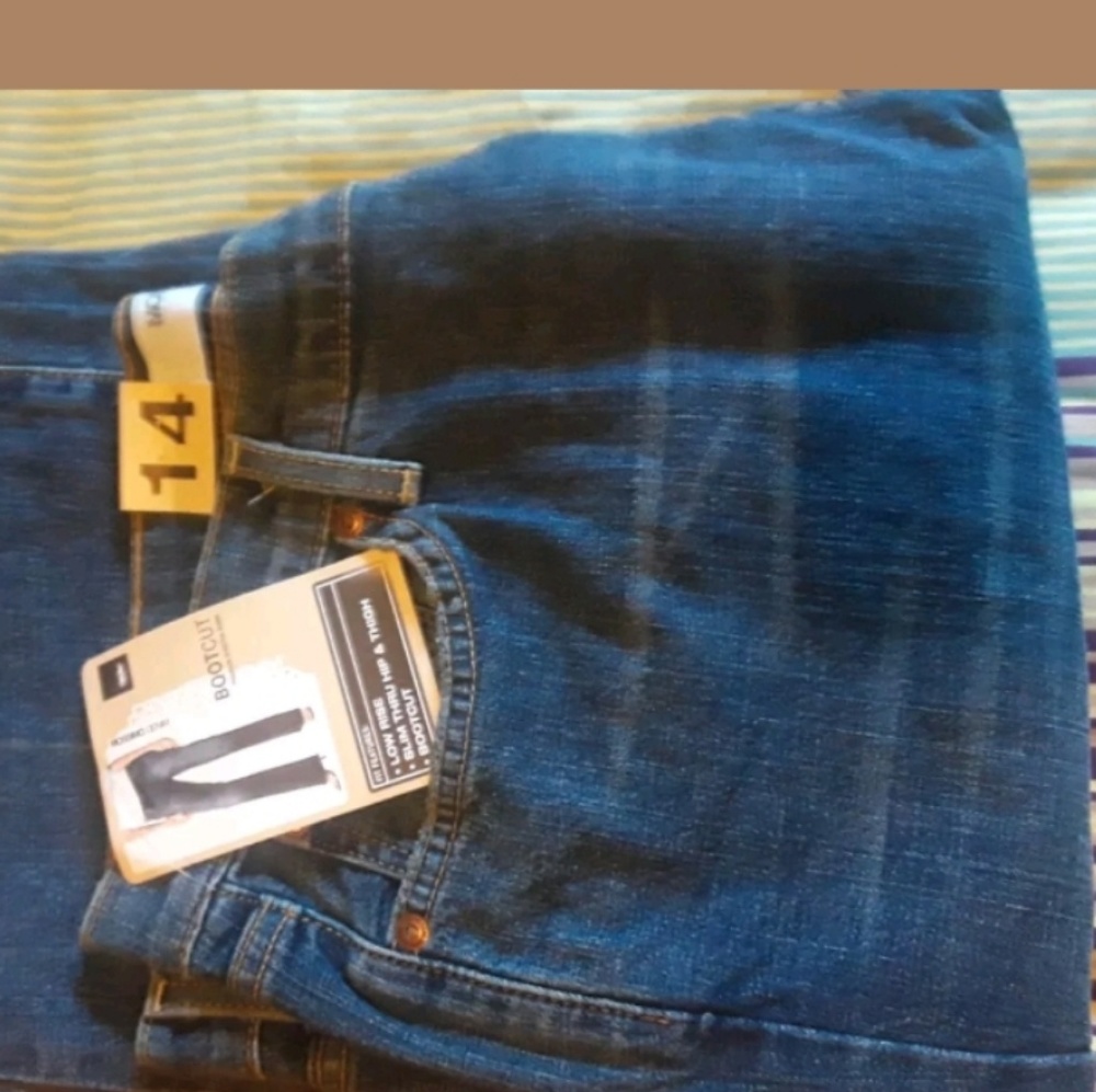 Mossimo boot cut Jean's sz 14